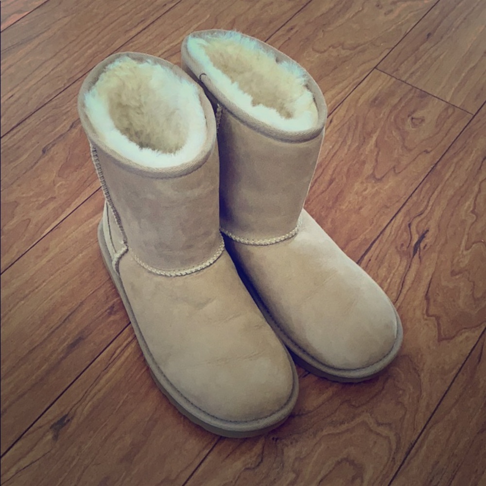 Authentic UGG 40th Anniversary Boots - Light Tan